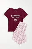 "Strong Proud"بيجاما