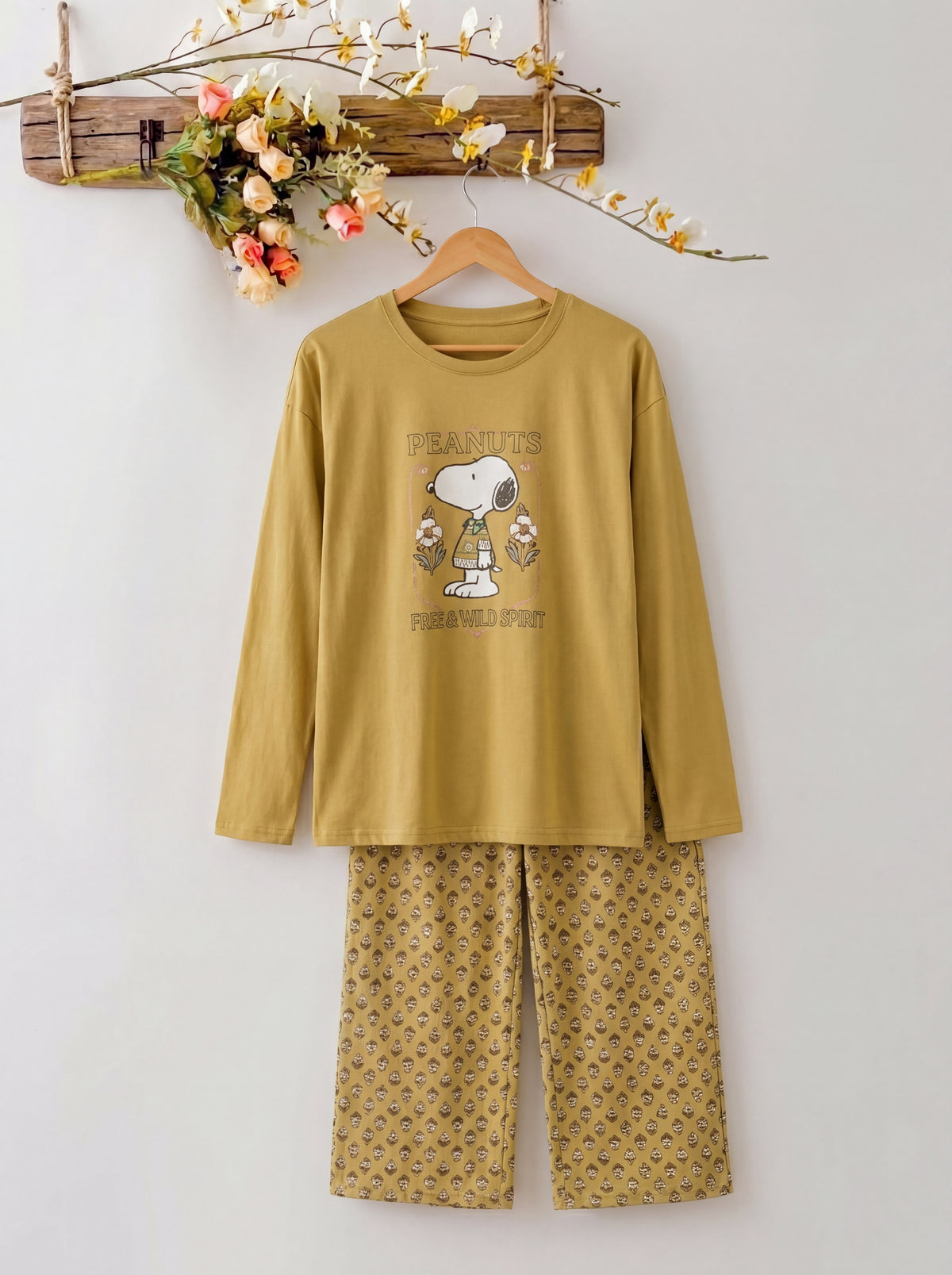بيجاما بكم peanuts