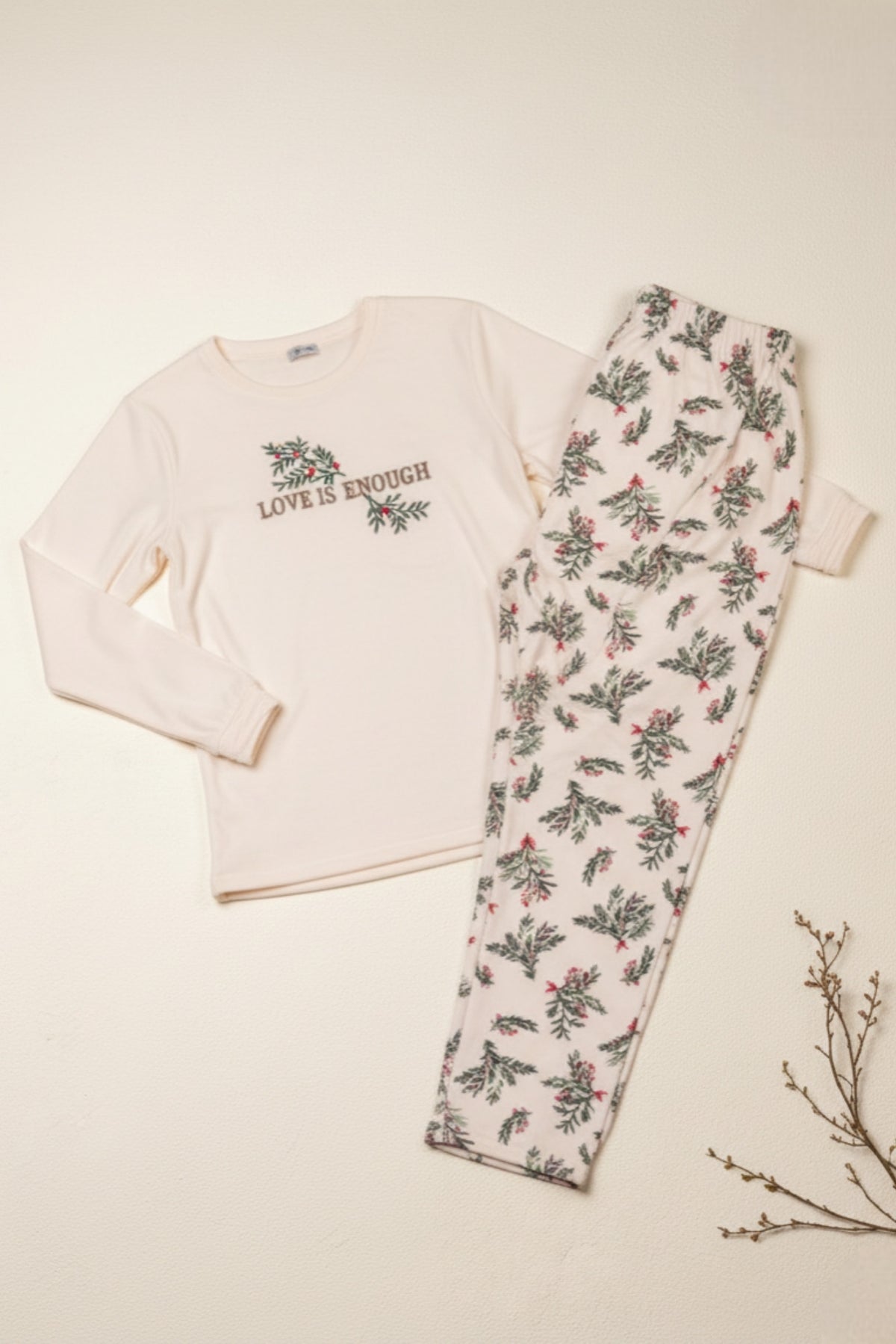 love is enough بيجاما شتوي