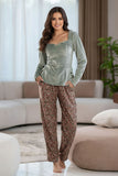 بيجاما قطيفه مينت